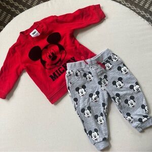 Disney Baby Mickey Mouse Sweatshirt and Gray Pants Set 12 Months
